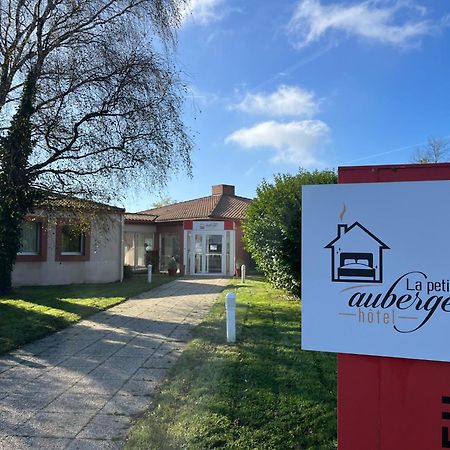 Hotel La Petite Auberge Chambretaud Kültér fotó