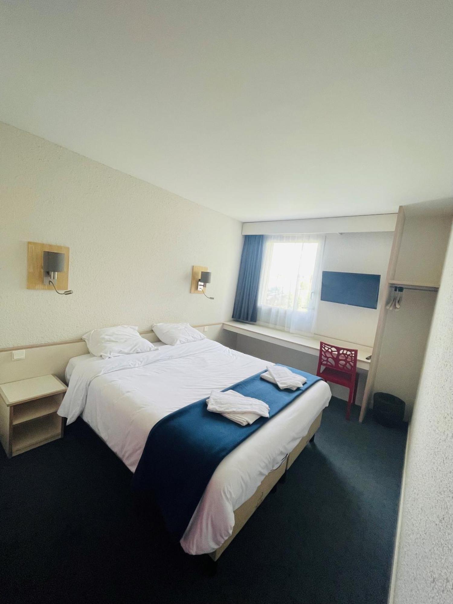 Hotel La Petite Auberge Chambretaud Kültér fotó